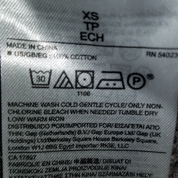 Banana Republic Poncho sweater knit - Picture 2 of 2